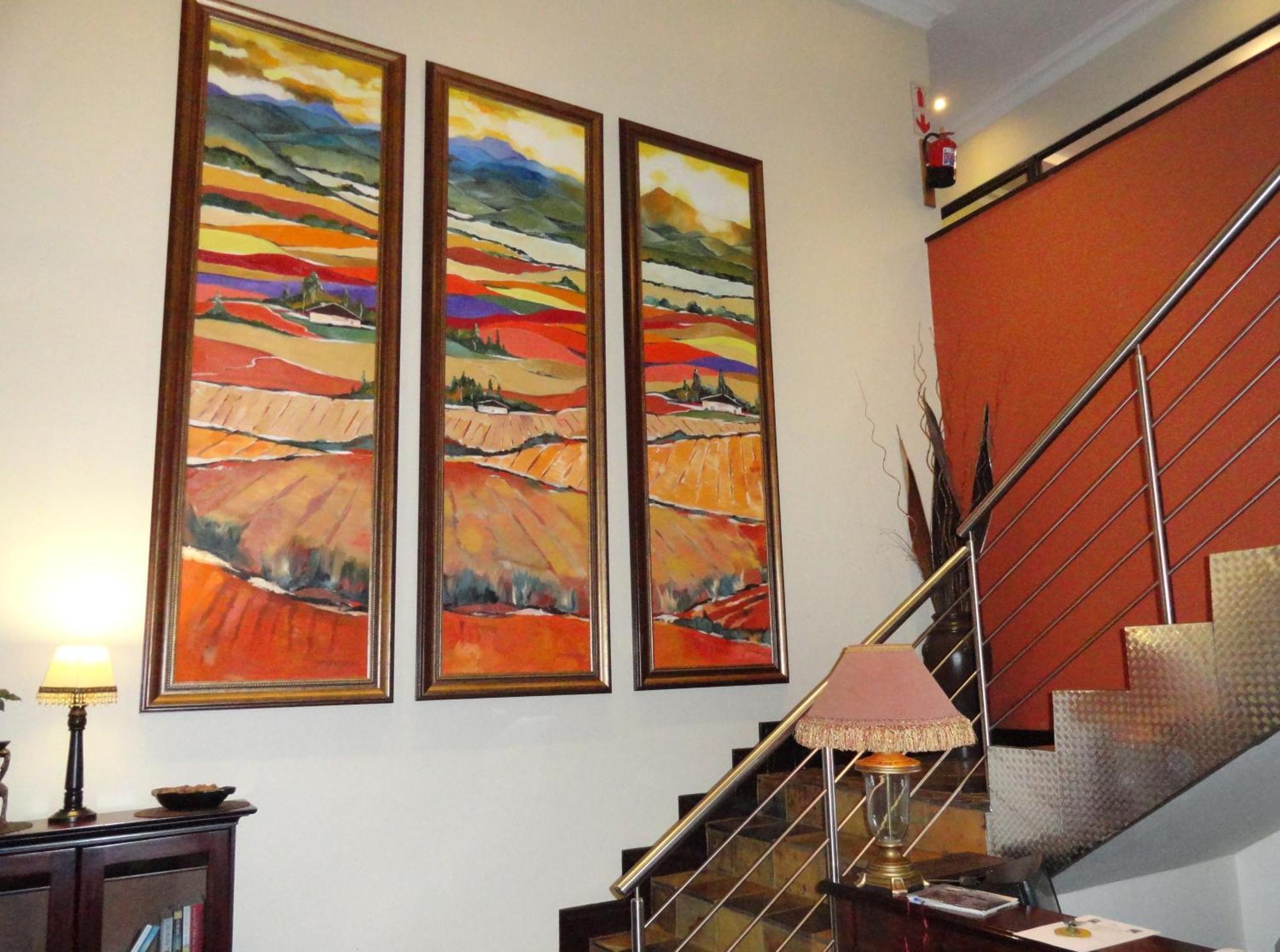 Constantia Manor Guest House Pretoria-Noord Extérieur photo
